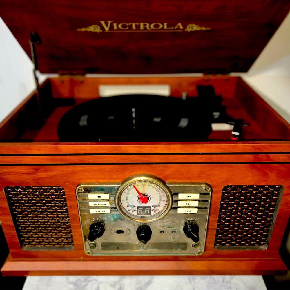 Victrola 4 in 1 Bluetooth record player.